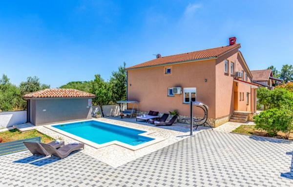 Lejla Apartman