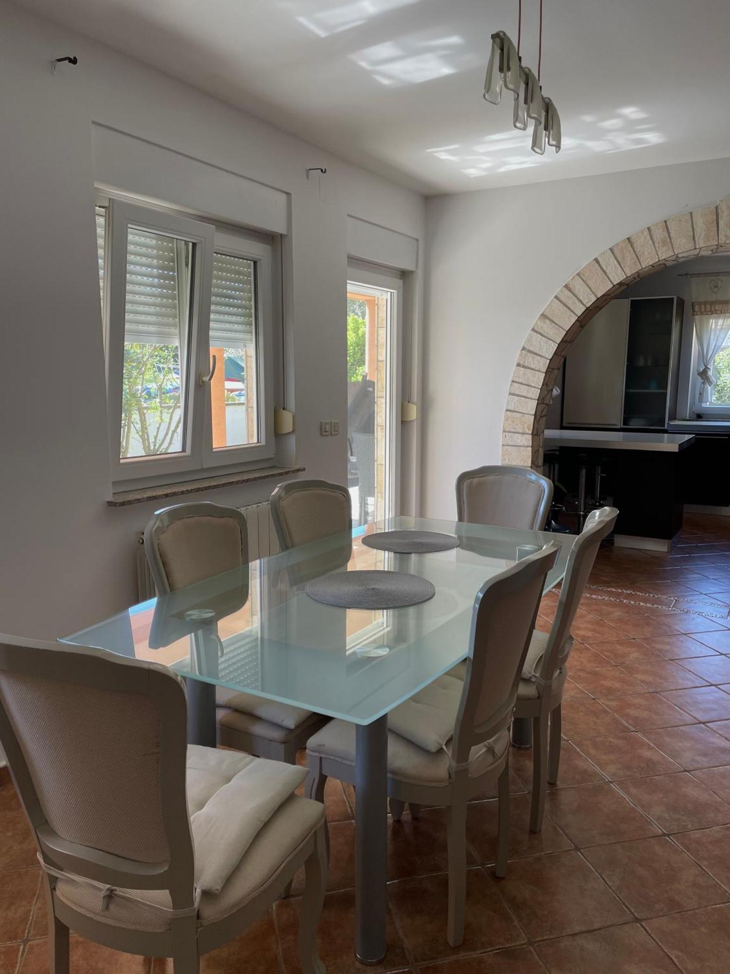 Lejla Apartman